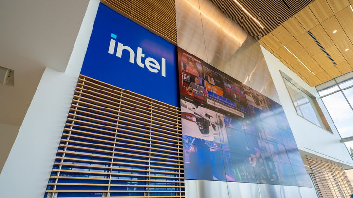 Immagine di Intel, un dipendente ha truffato l'azienda per quasi un milione di dollari